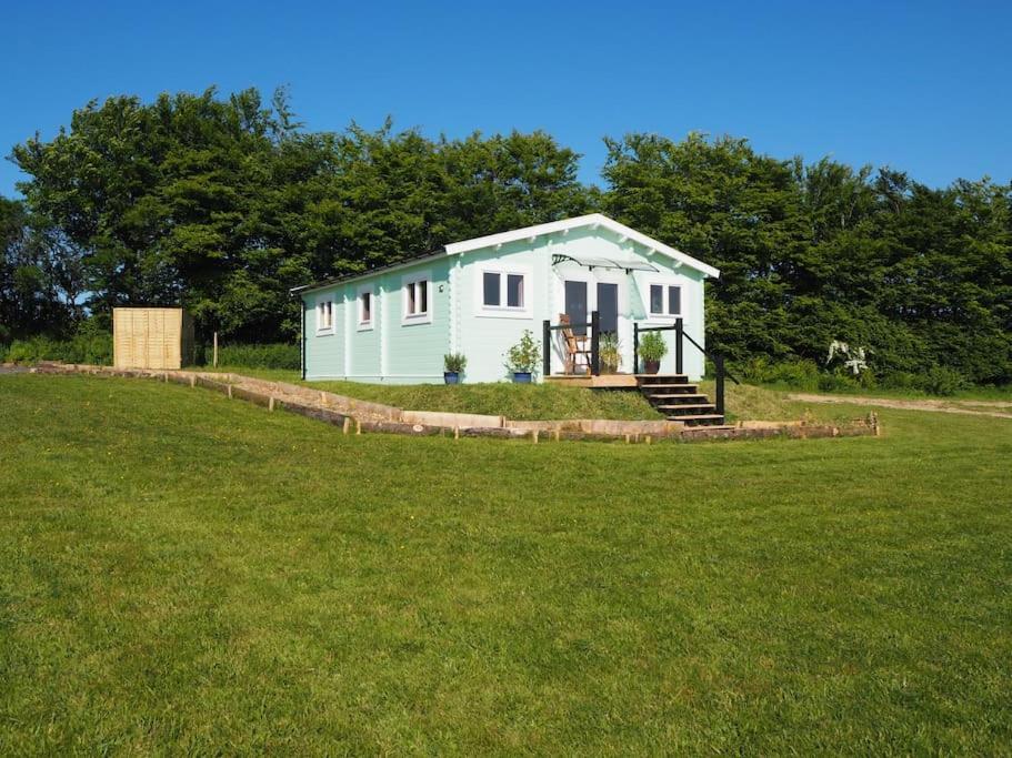 Chalet Ty Twt Carmarthen